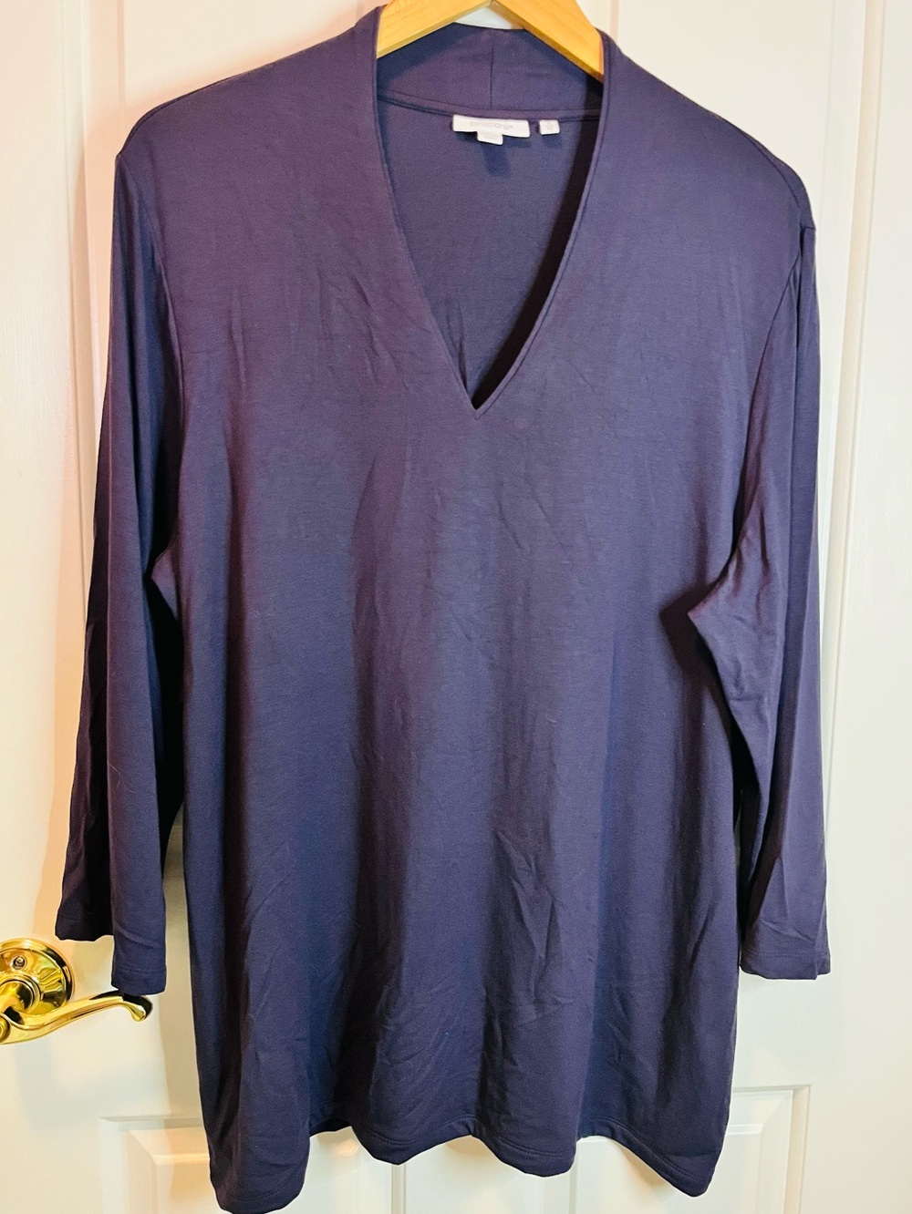 Chico's Women’s Deep Plum V-Neck 3/4 Sleeve Soft Slinky Knit Tunic Top Sz XL (3)